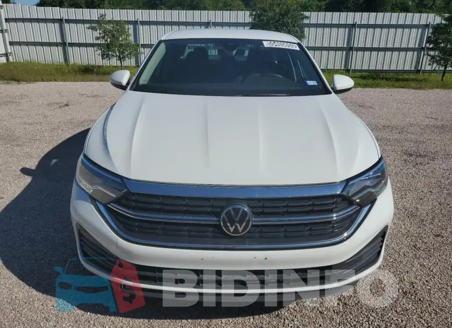 3VW5M7BU0RM028679 Photo# 5