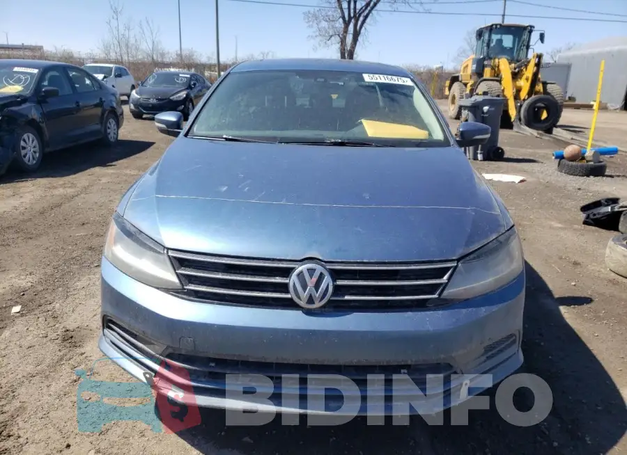 3VWB67AJ7GM358756 Photo# 5