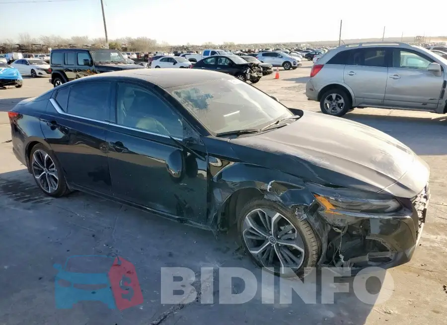 1N4BL4CV1PN349444 Photo# 4