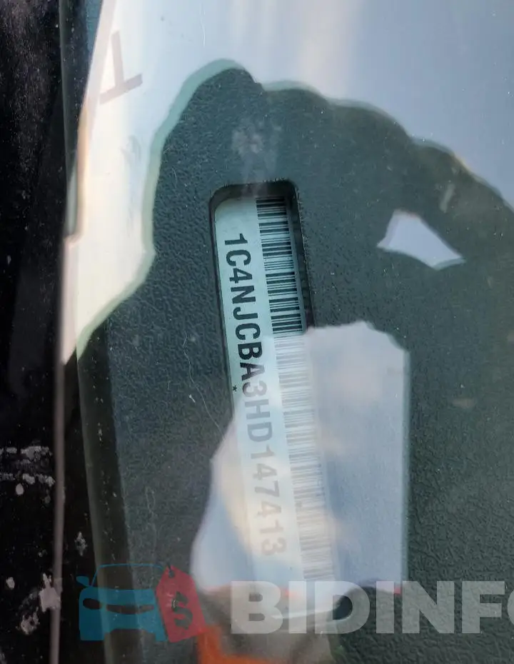 1C4NJCBA3HD147413 Photo# 13