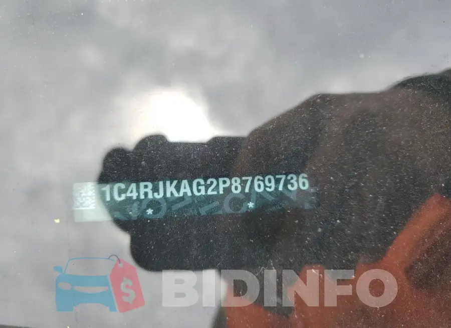 1C4RJKAG2P8769736 Photo# 12