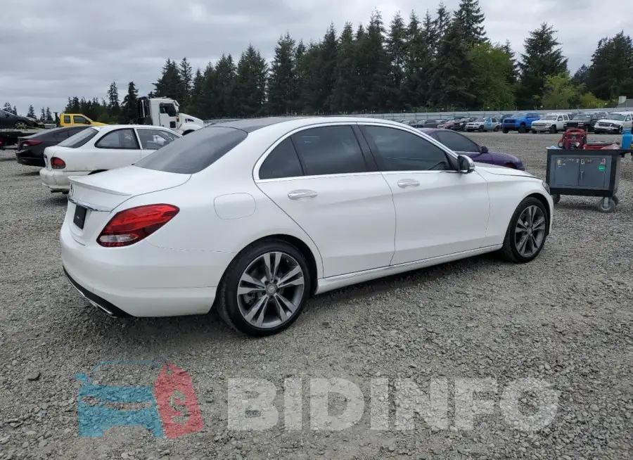 55SWF4JBXGU128417 Photo# 3