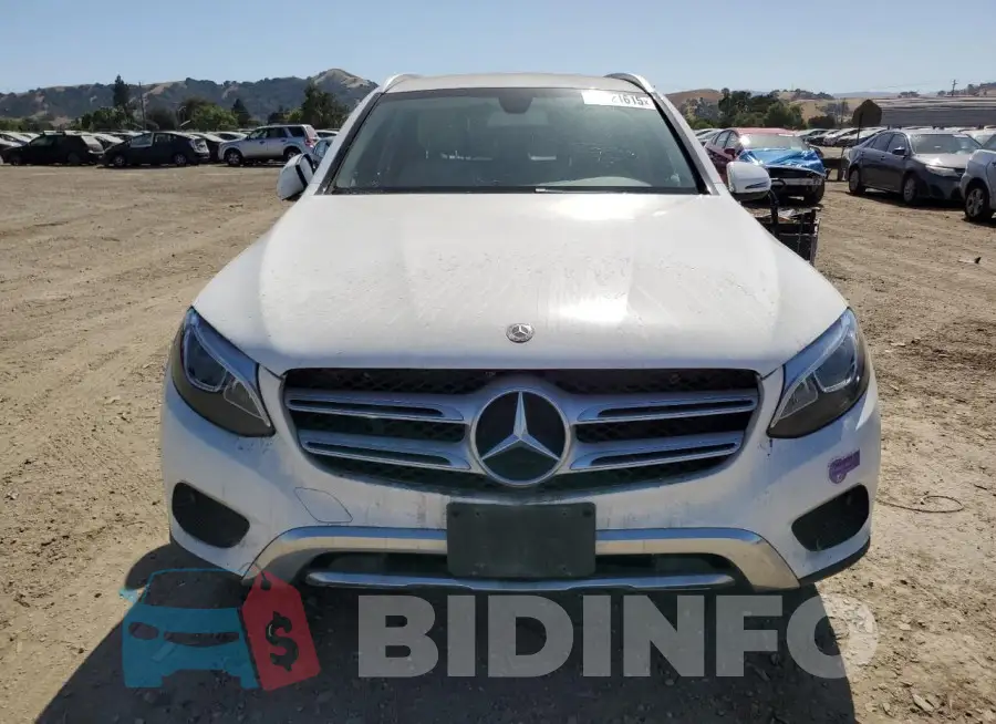 WDC0G5EB7KF562183 Photo# 5