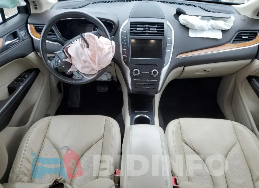 5LMCJ2D9XHUL20308 Photo# 8