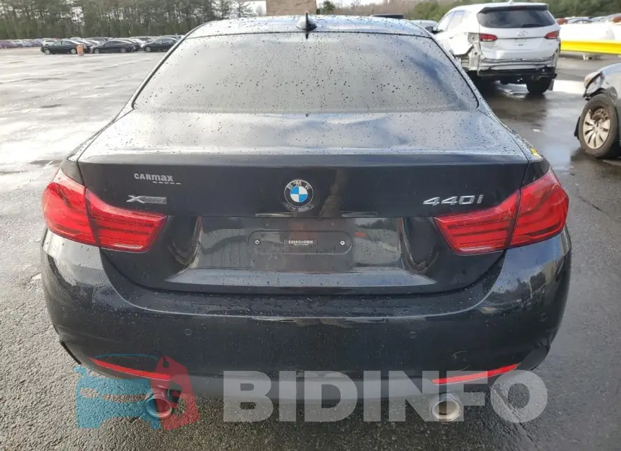 WBA4W9C53KAF98688 Photo# 6