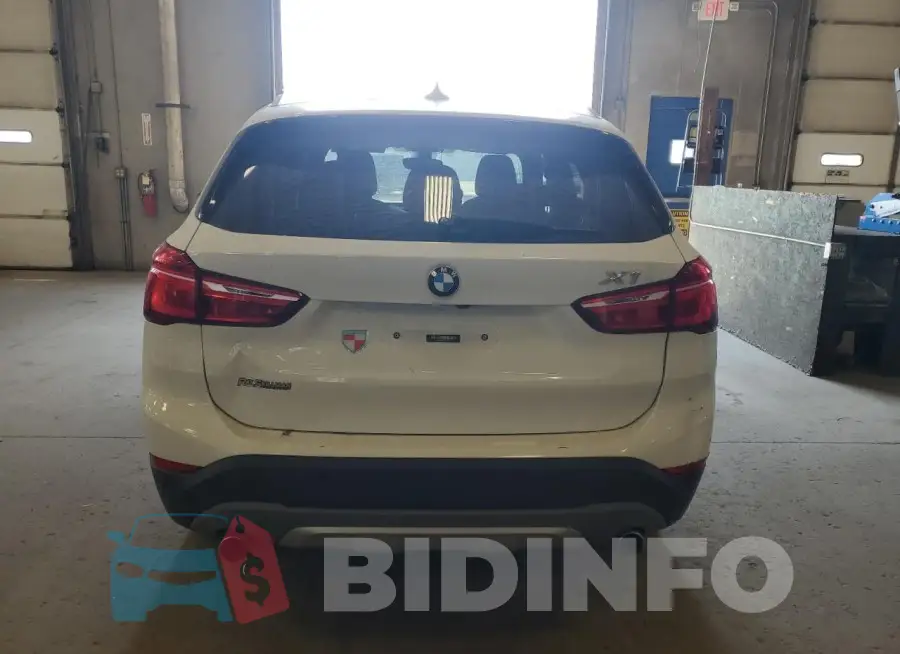 WBXHT3C36H5F75824 Photo# 6