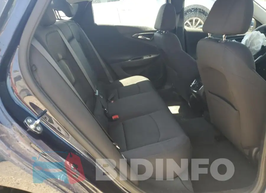 1G1ZD5ST9NF180186 Photo# 10