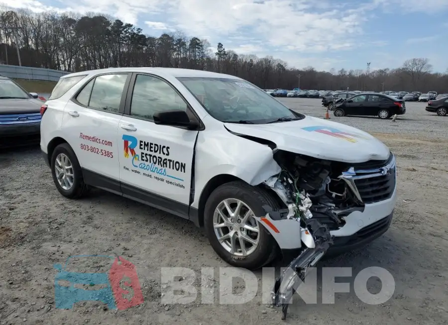 2GNAXHEV9N6102244 Photo# 4