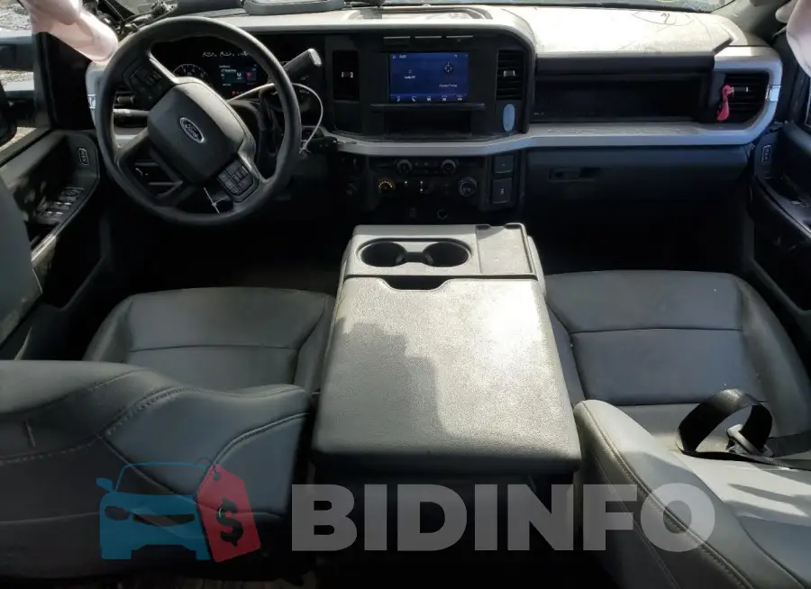 1FT7W2AA3PED59162 Photo# 8