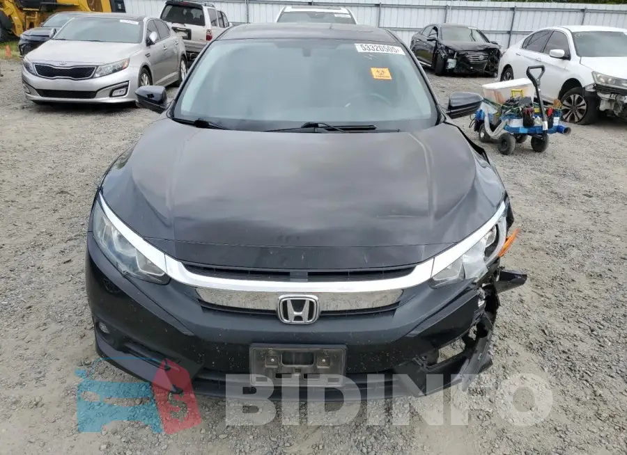 19XFC1F72GE208572 Photo# 5