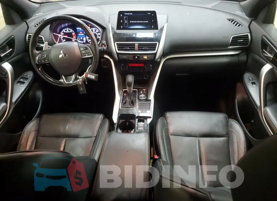 JA4AT5AAXLZ002364 Photo# 8