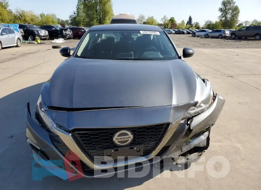 1N4BL4CV8LC280015 Photo# 5