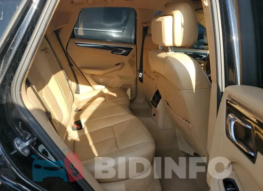 WP1AB2A59GLB47963 Photo# 10