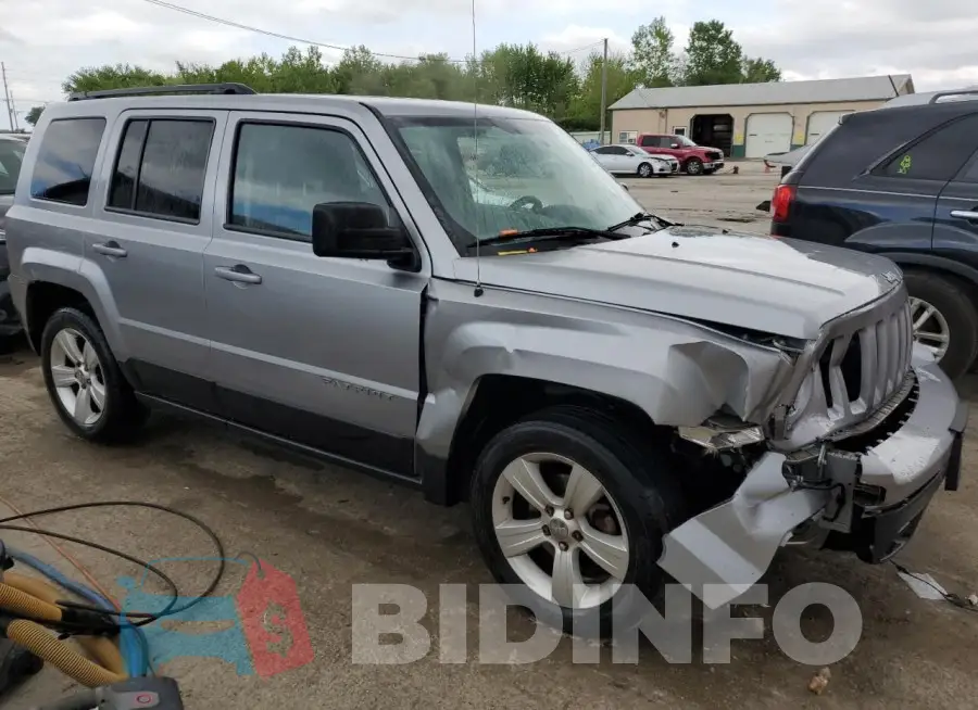 1C4NJPFB6GD507976 Photo# 4