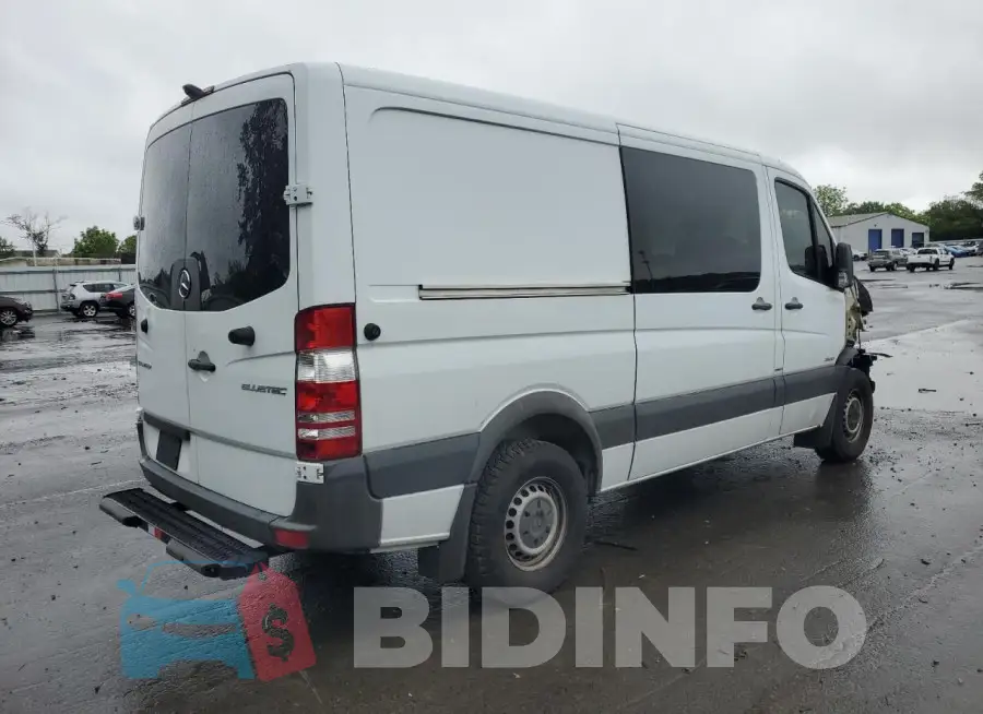 8BTPE7CD7GE127342 Photo# 3