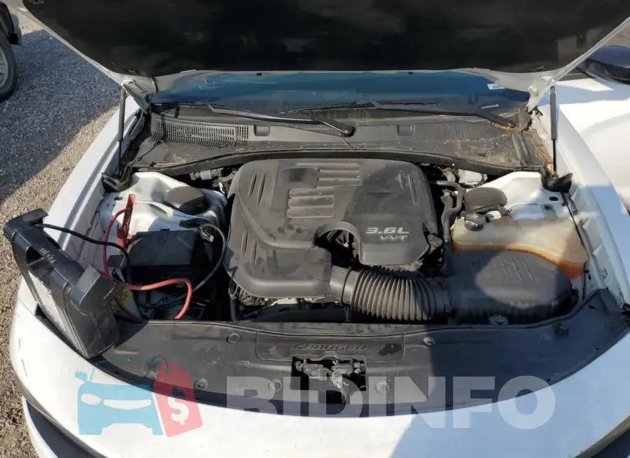 2C3CDXJG4GH286693 Photo# 11