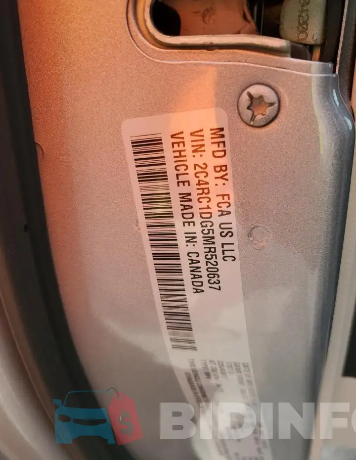 2C4RC1DG5MR520637 Photo# 13