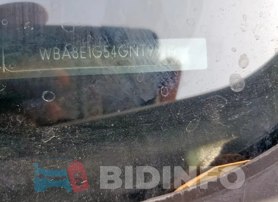 WBA8E1G54GNT99114 Photo# 12