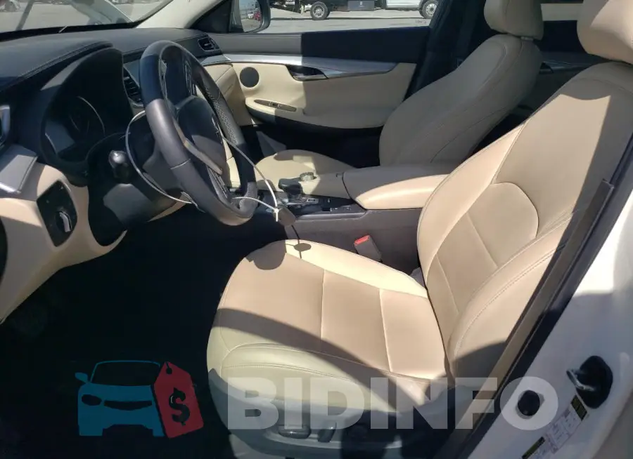 3PCAJ5M12LF105226 Photo# 7