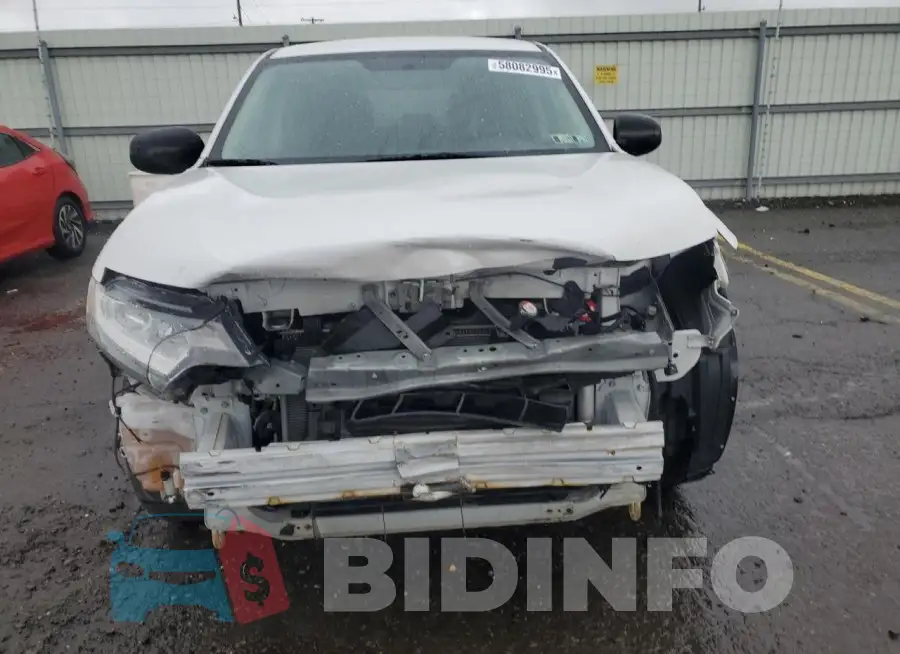 JA4AD2A36JZ063303 Photo# 5