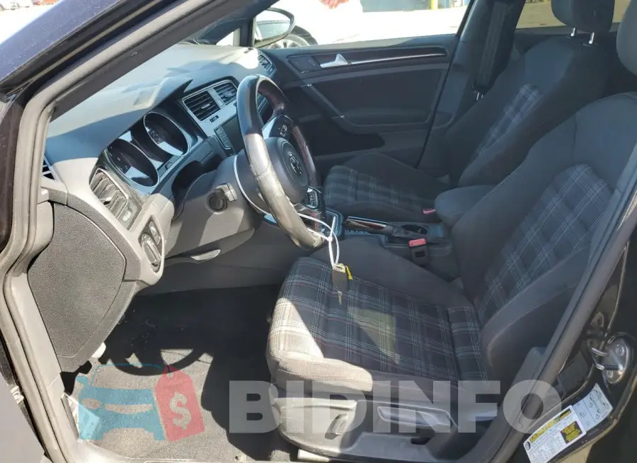 3VW5T7AU9GM011915 Photo# 7