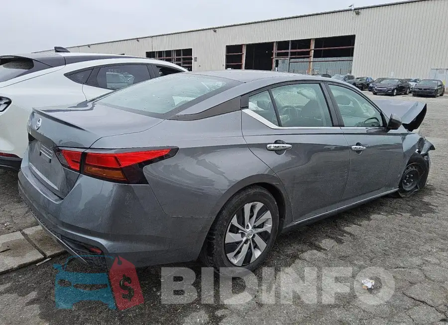 1N4BL4BV2NN383536 Photo# 3