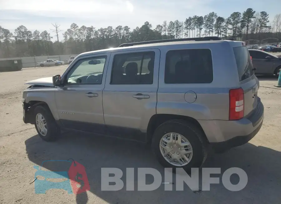 1C4NJPBA0GD678557 Photo# 2