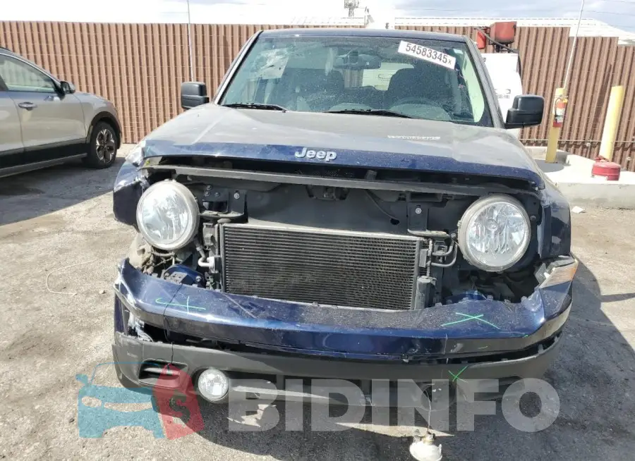 1C4NJPBB2GD554251 Photo# 5