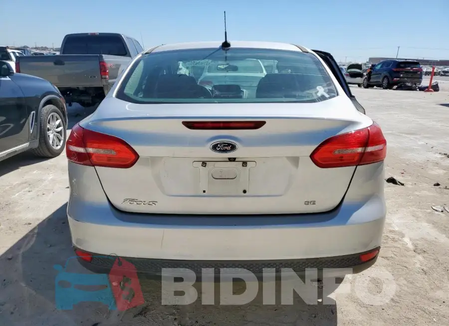 1FADP3F20GL285367 Photo# 6