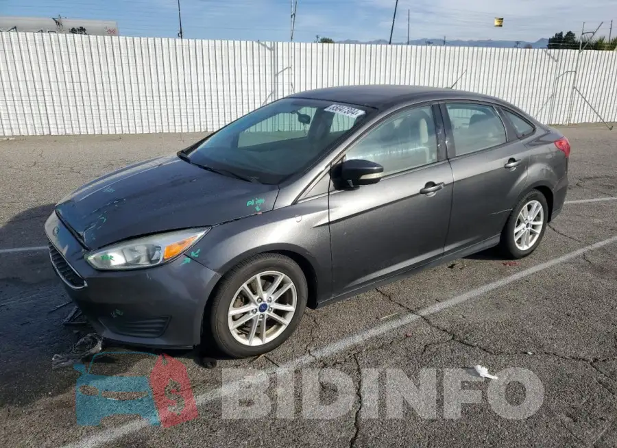1FADP3F26GL398692 Photo# 1