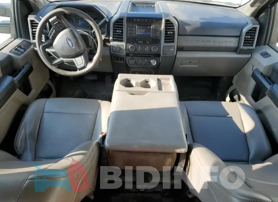 1FT8W3B60HEC88640 Photo# 8