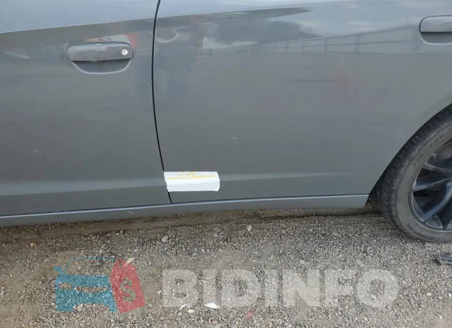 2C3CDXBG8JH186134 Photo# 12