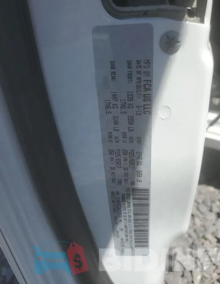 2C4RDGEG3KR735123 Photo# 13