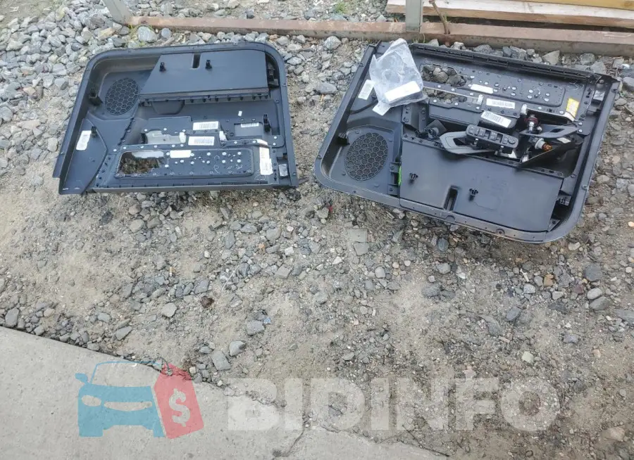 1C6RR7GG2JS247400 Photo# 12