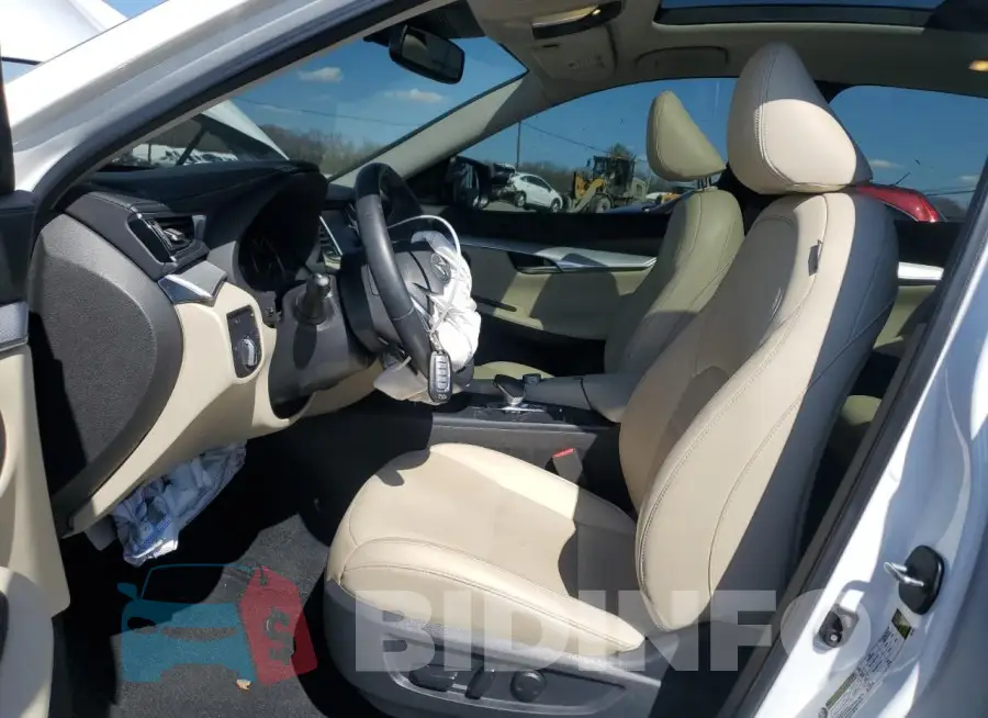 3PCAJ5M30LF113018 Photo# 7
