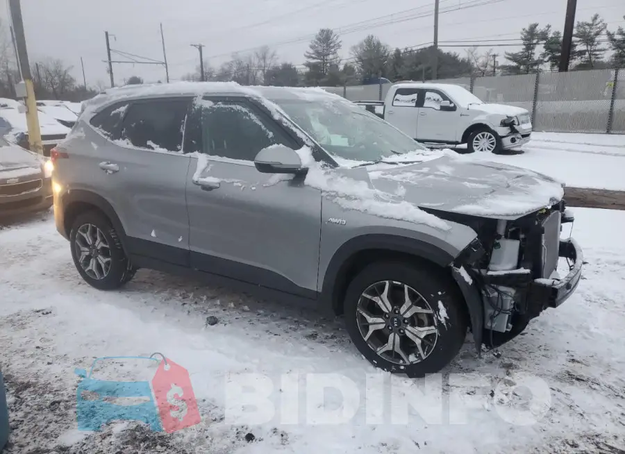 KNDERCAA3M7168779 Photo# 4