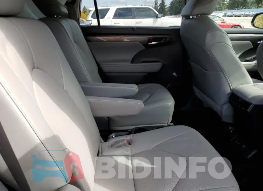 5TDXBRCH8PS573511 Photo# 11