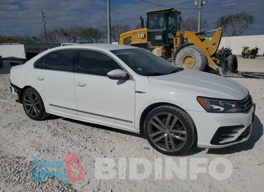 1VWDT7A34HC064432 Photo# 4