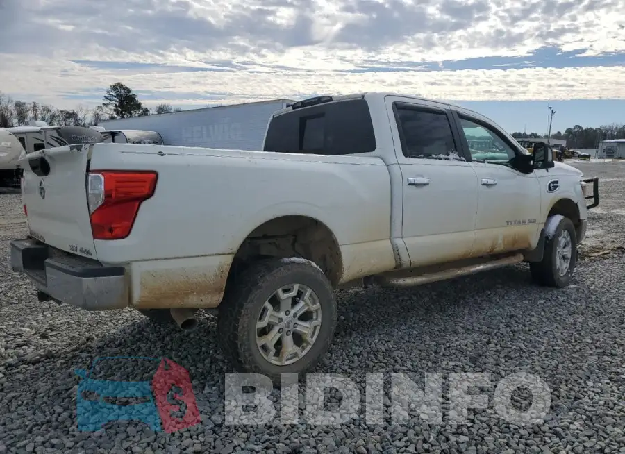 1N6BA1F34HN512062 Photo# 3