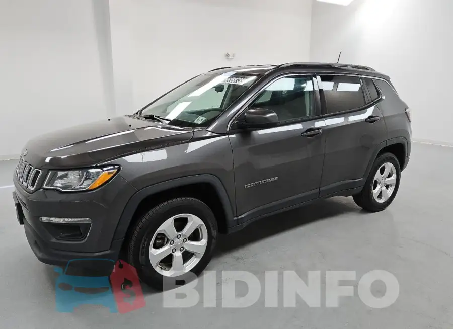 3C4NJDBB8LT149935 Photo# 1