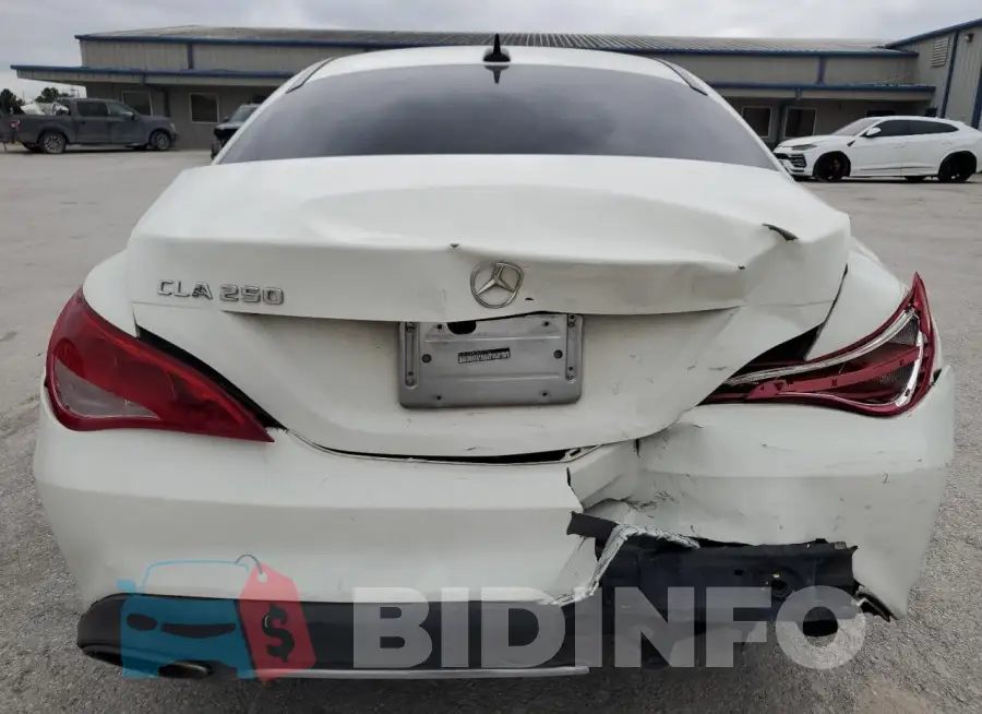 WDDSJ4EB1JN535257 Photo# 6