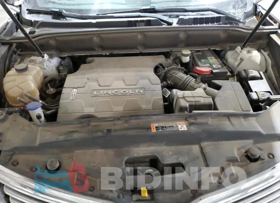 2LMPJ9JRXHBL14147 Photo# 12