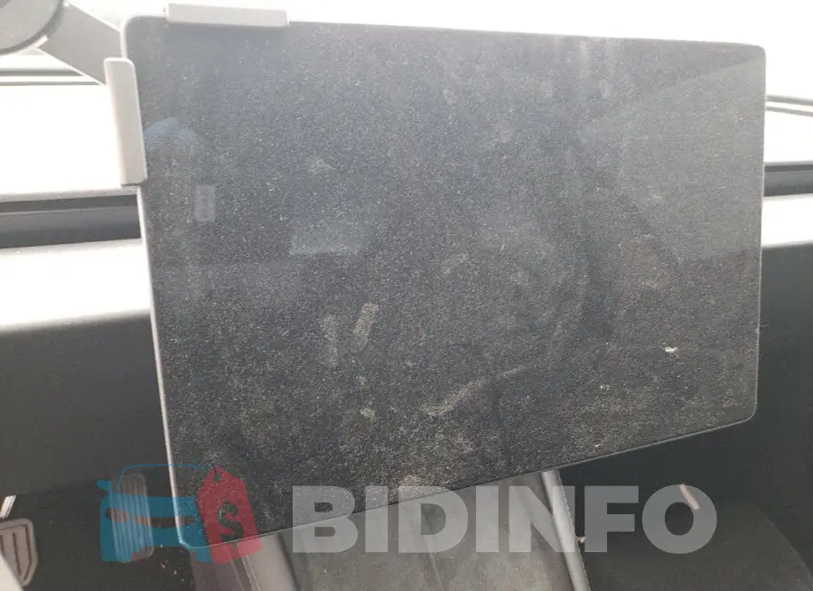 5YJ3E1EB8RF717033 Photo# 9