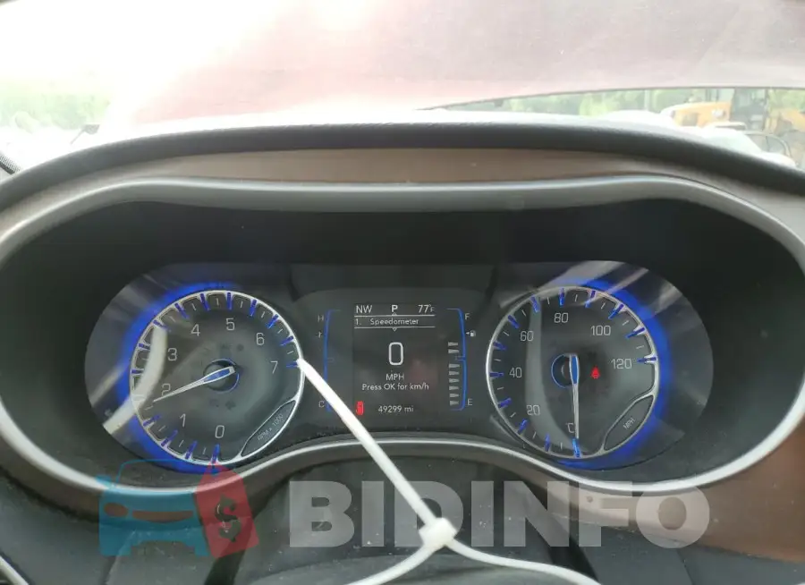 2C4RC1FG5KR605035 Photo# 9