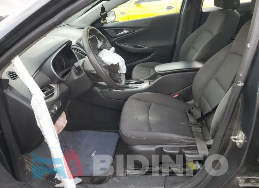 1G1ZB5ST9HF182305 Photo# 7