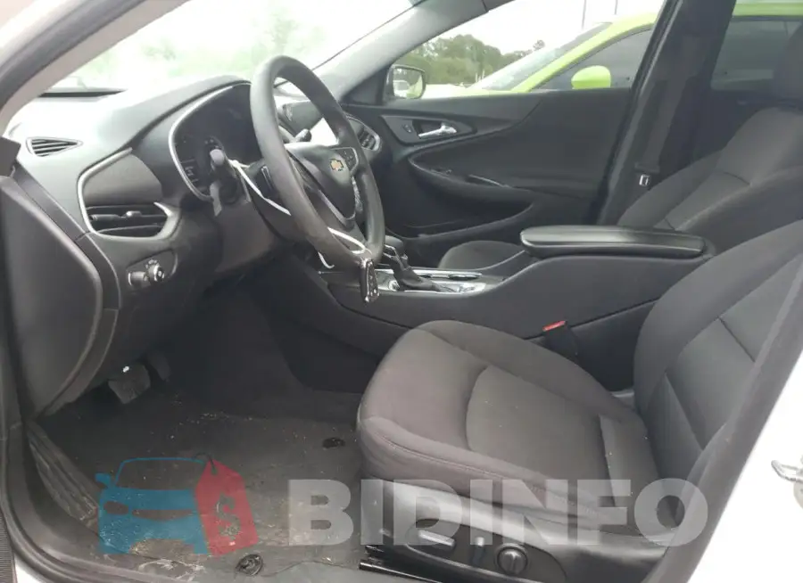 1G1ZD5ST3NF156983 Photo# 7