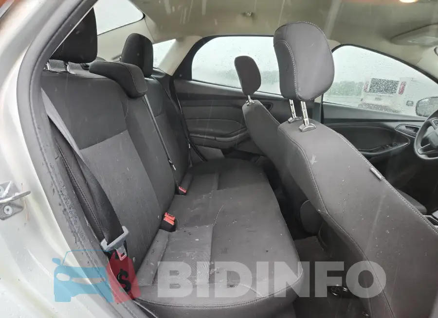 1FADP3E2XJL242891 Photo# 10