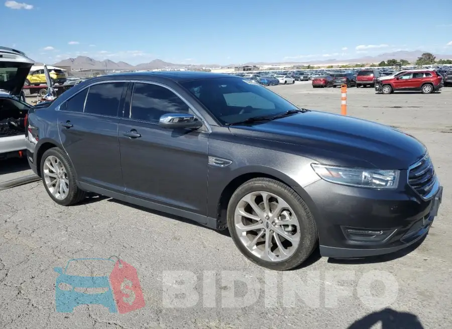 1FAHP2F82JG123532 Photo# 4