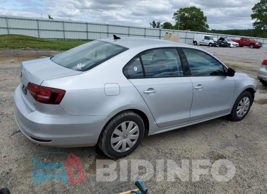 3VW167AJ0GM264021 Photo# 3
