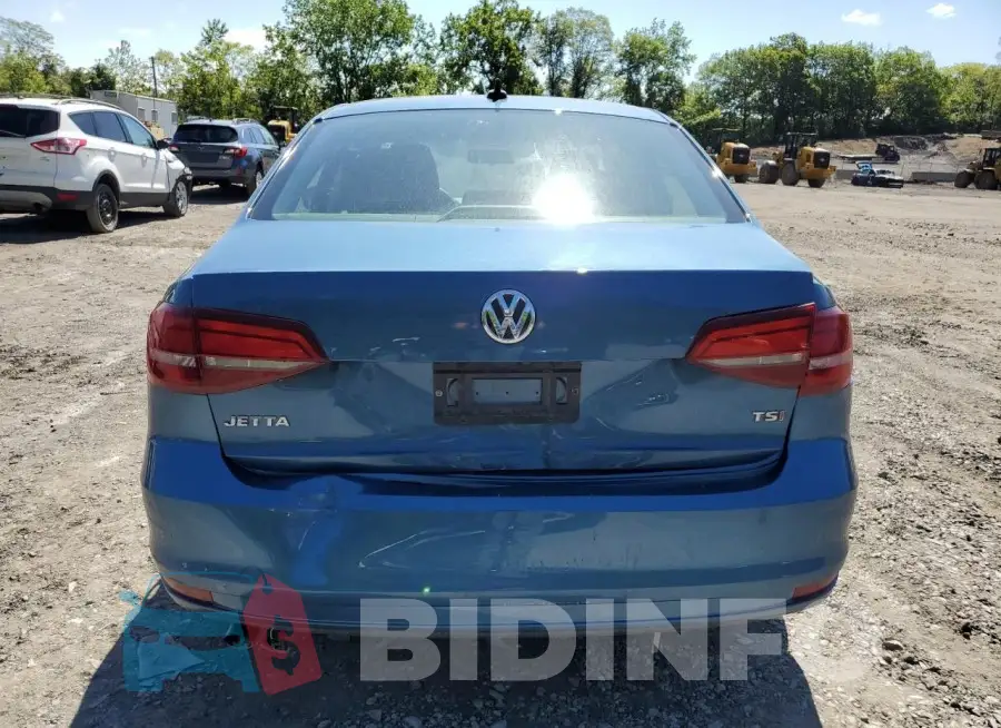 3VW167AJ2GM298607 Photo# 6